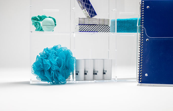 Plastic retail display cases